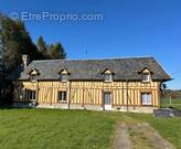 Maison à LA HAYE-DE-ROUTOT