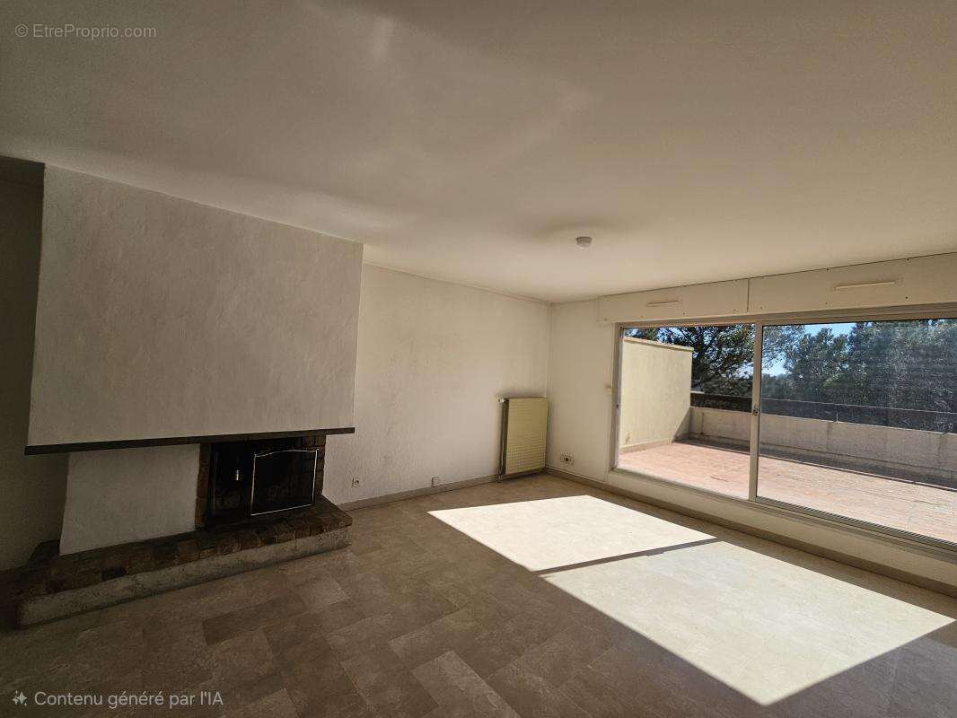 Appartement à NIMES