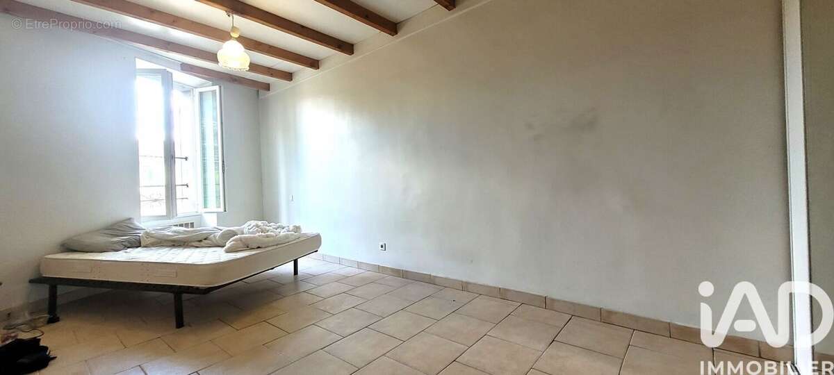 Photo 9 - Appartement à CHATEAURENARD