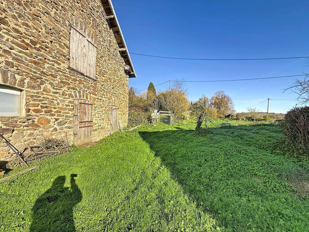 Maison à PERPEZAC-LE-NOIR