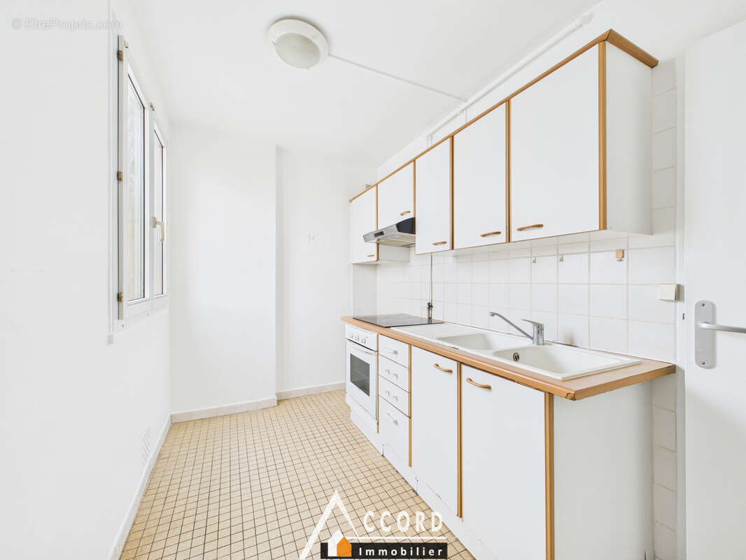 Appartement à SARTROUVILLE