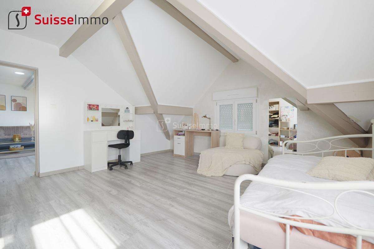 Maison Montbéliard 10 pièces 222 m2 habitables - photo 17