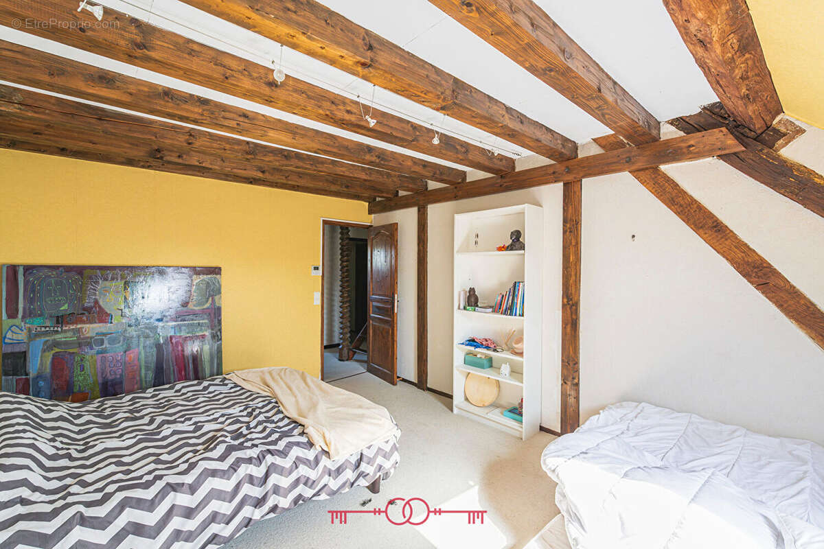 Maison à COULONGES-COHAN