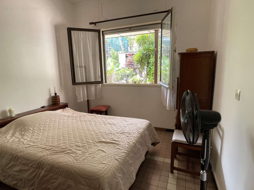 Maison à SAINT-DENIS