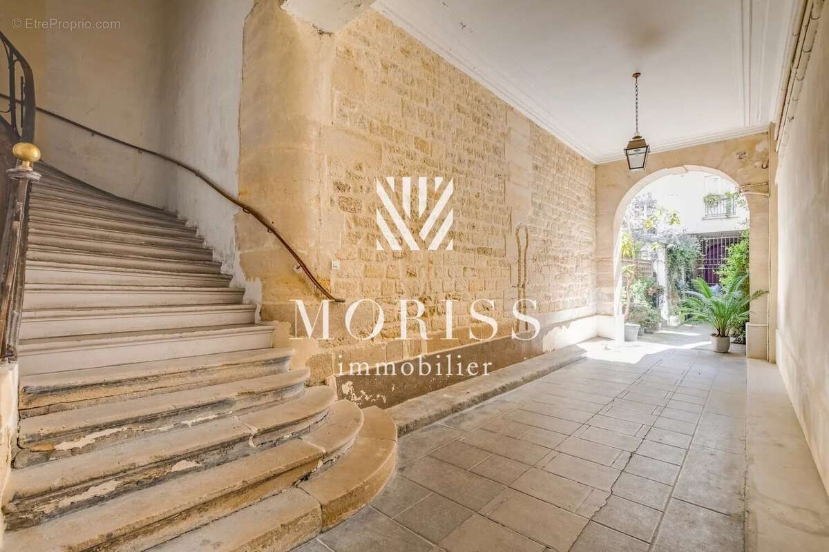 Appartement à PARIS-4E