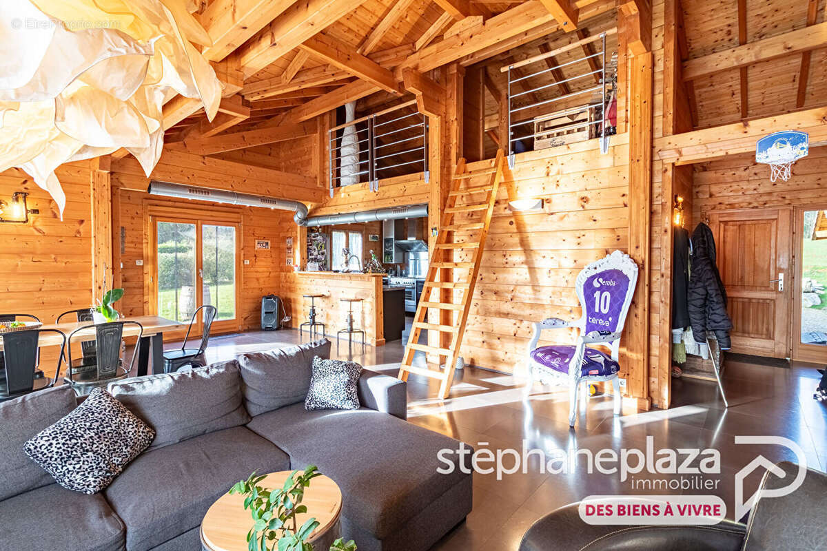 Maison à BOHAS-MEYRIAT-RIGNAT