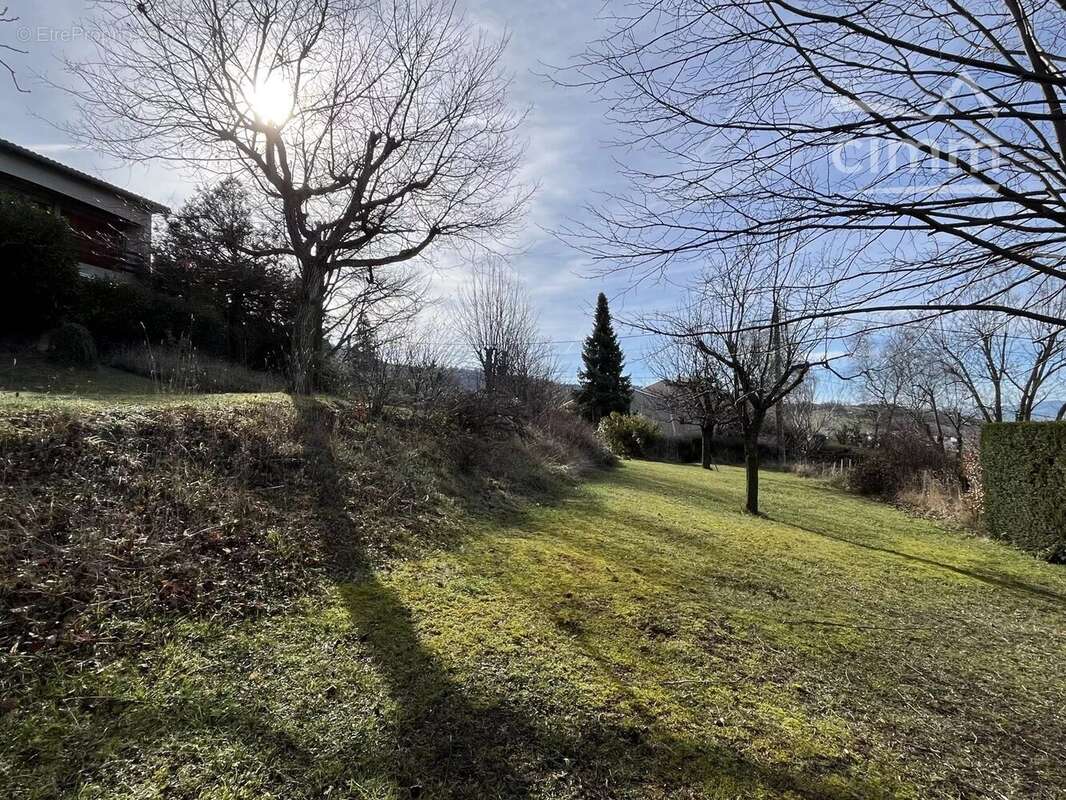 Maison à MIREFLEURS