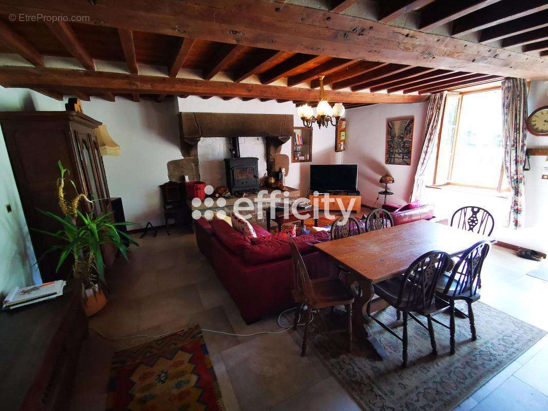 Maison 112 m² à Landelles-Et-Coupigny  - photo 5