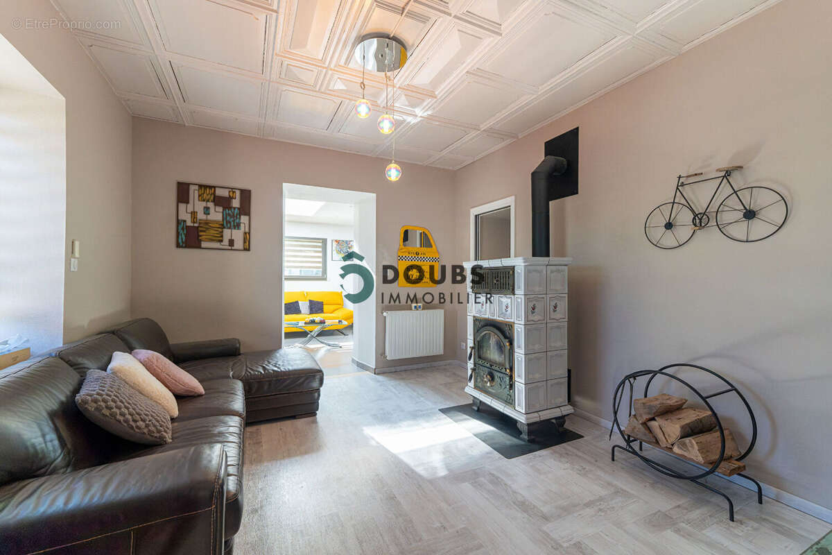 Maison à DAMPRICHARD