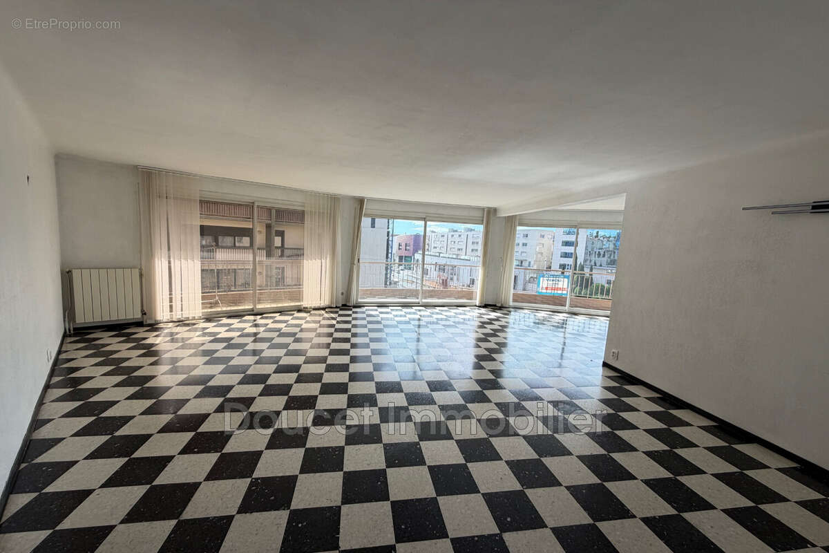 Appartement à BEZIERS