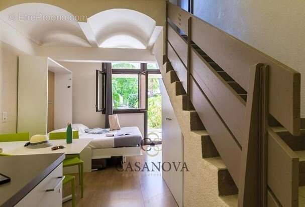 Appartement à LA COLLE-SUR-LOUP