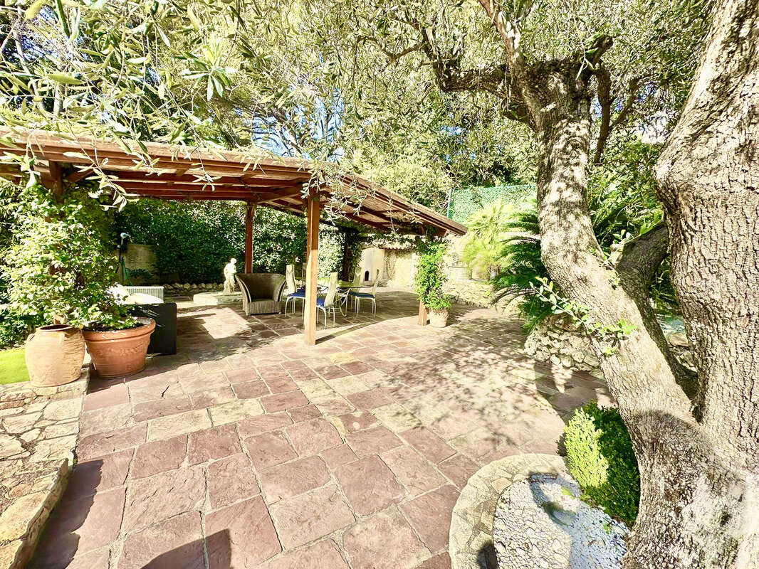 Cannes basse californie villa t6 individuelle 405m2vue mer calme,  piscine terrain 1800m2 garage - photo 11