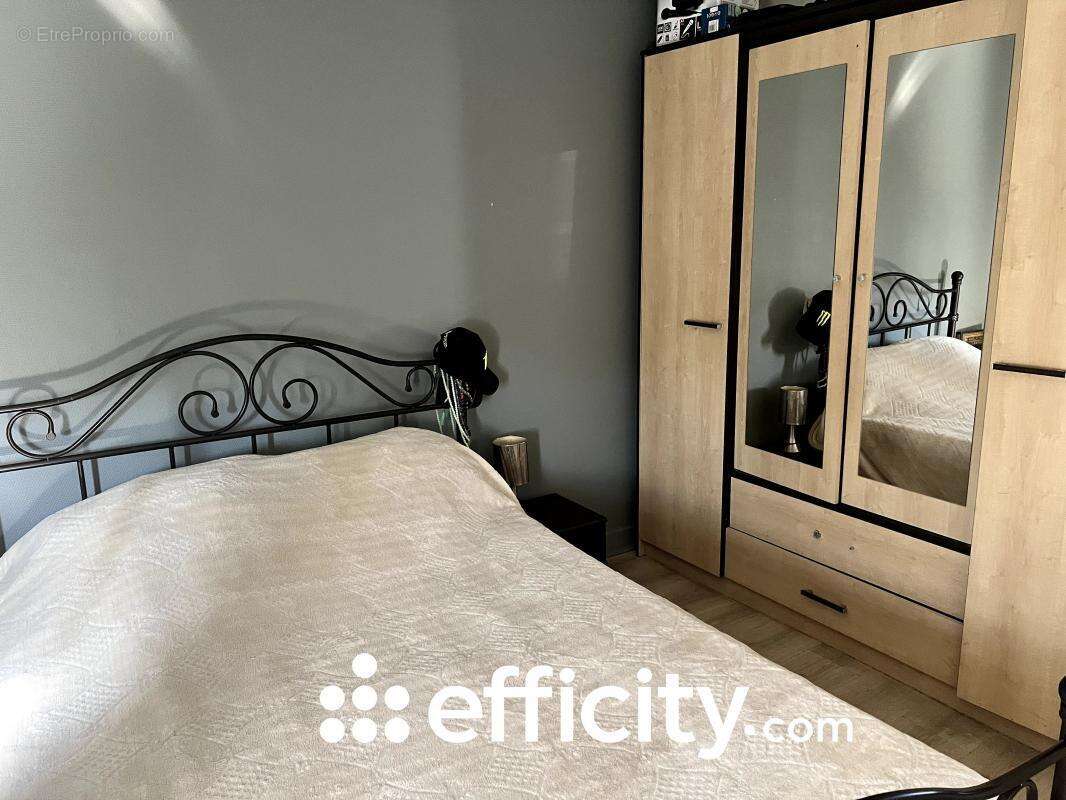 Maison à SAINT-PARRES-AUX-TERTRES