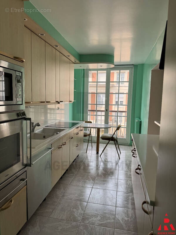 Appartement à VERSAILLES