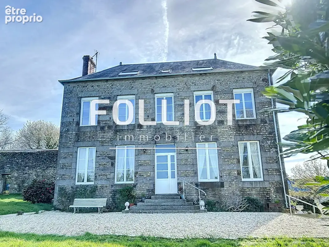 Maison de 180m² avec 4 chambres à vendre à VIRE NORMANDIE REF 14097SL - photo 12