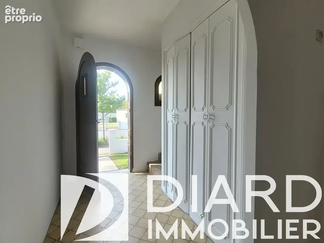 Compromis signé ! Maison traditionnelle de qualité T6 de 146 m² hab - photo 4