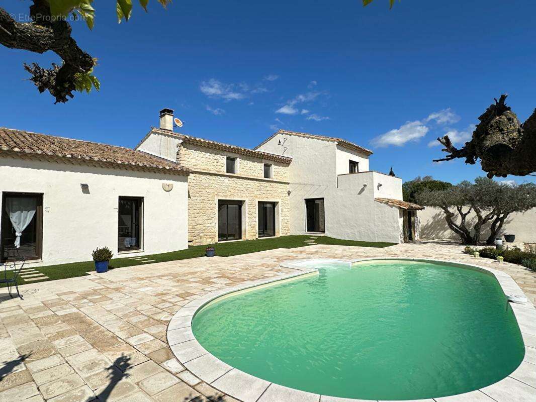 Maison à BEAUCAIRE