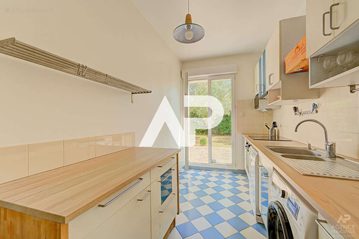 Appartement Rueil Malmaison 2 pièce(s) 50.73 m2 - photo 6