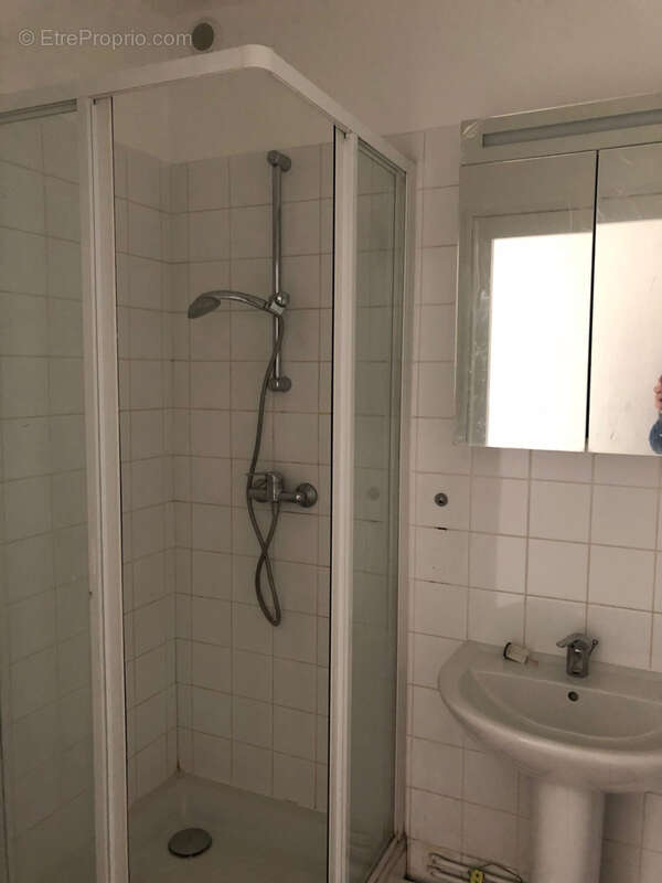 Appartement à PARIS-20E