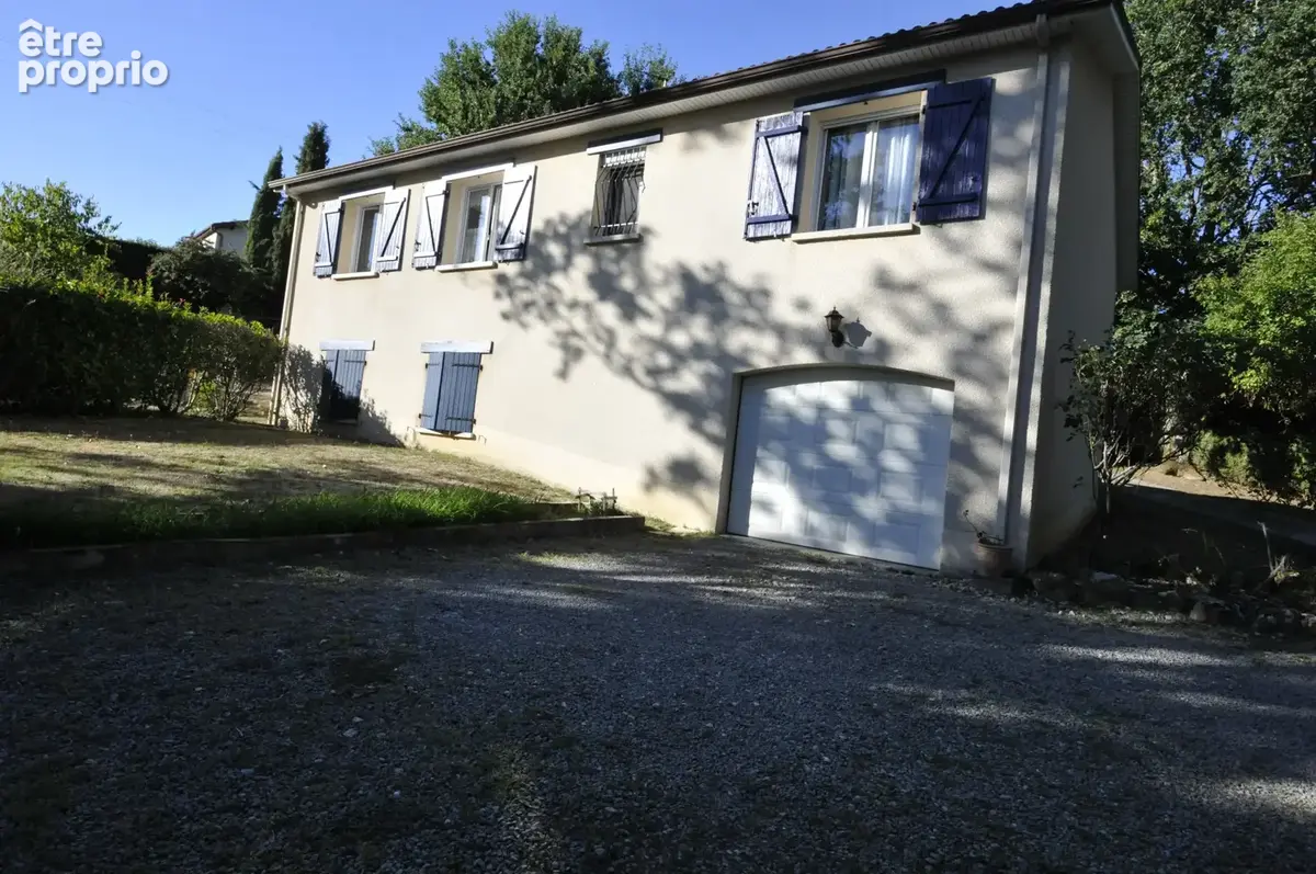 Maison sur sous sol semi enterré de 124m2 sur Boisseuil, La planche - photo 3