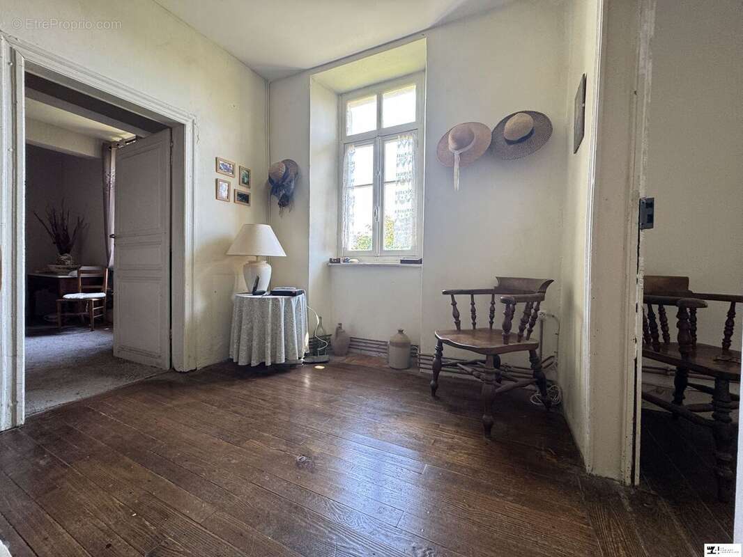 Maison 229 m² à Benque  - photo 4