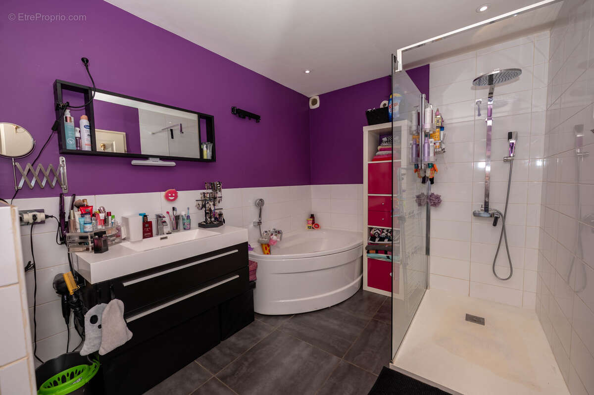 Appartement à MALPAS