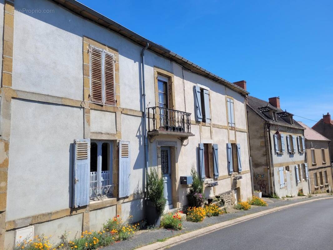 Maison à BUXIERES-LES-MINES