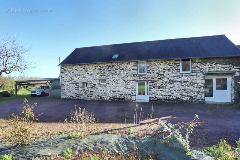 Maison à PLELAN-LE-GRAND