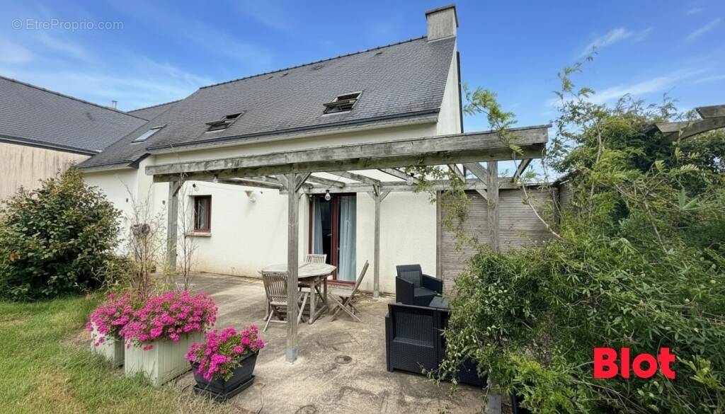 Maison à BREAL-SOUS-MONTFORT