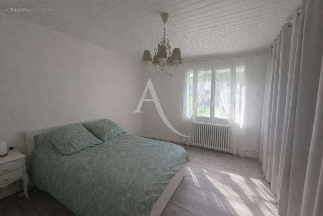 Maison à MARDIE
