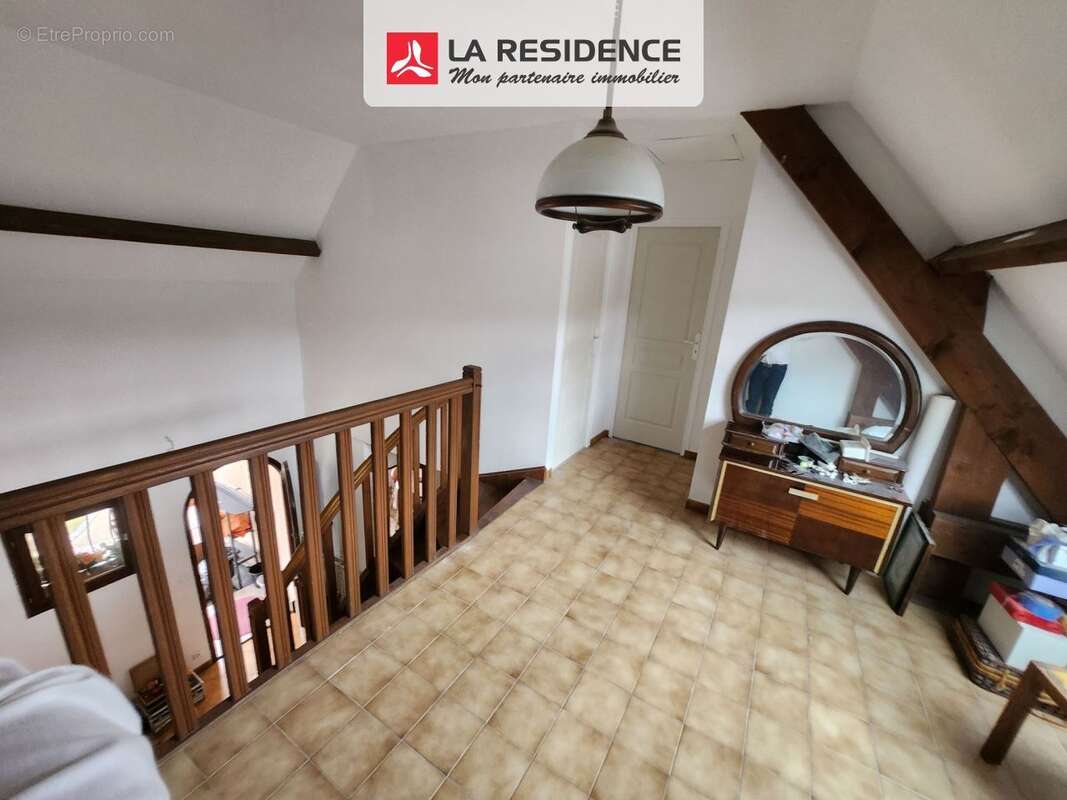 Maison à MONTIGNY-LES-CORMEILLES