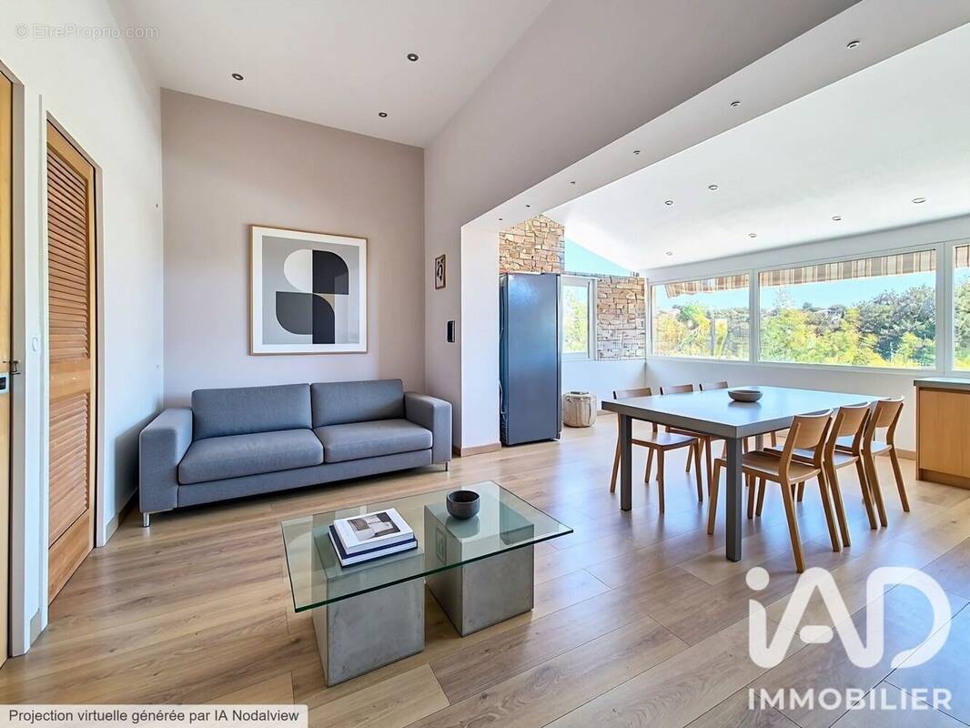 Photo 1 - Appartement à FREJUS