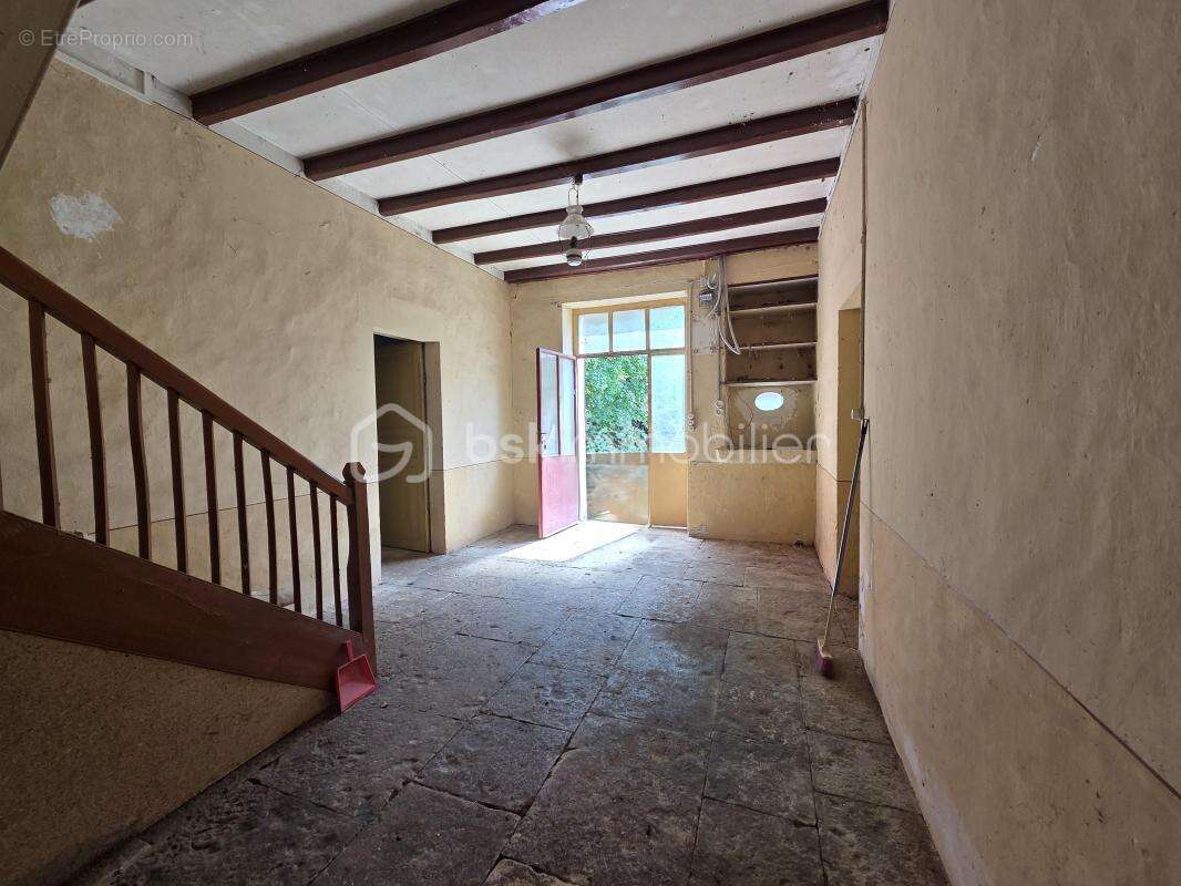 Maison à LIMALONGES