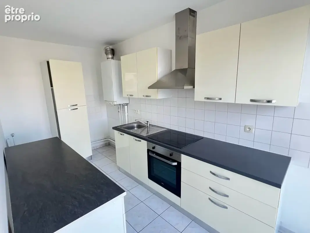 ANGERS - Centre Ville - photo 12