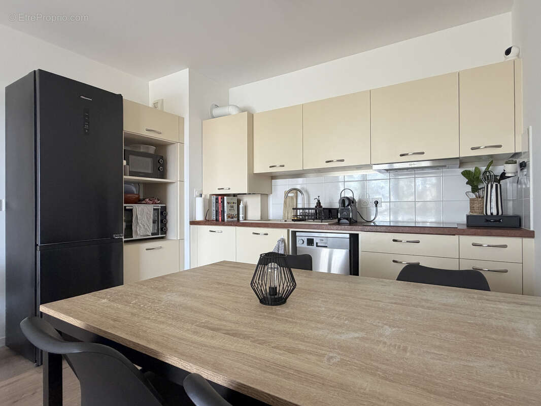 Poitiers, Appartement vendu loué, T3, 2 chambres, Loggia, place de parking privative. - photo 7