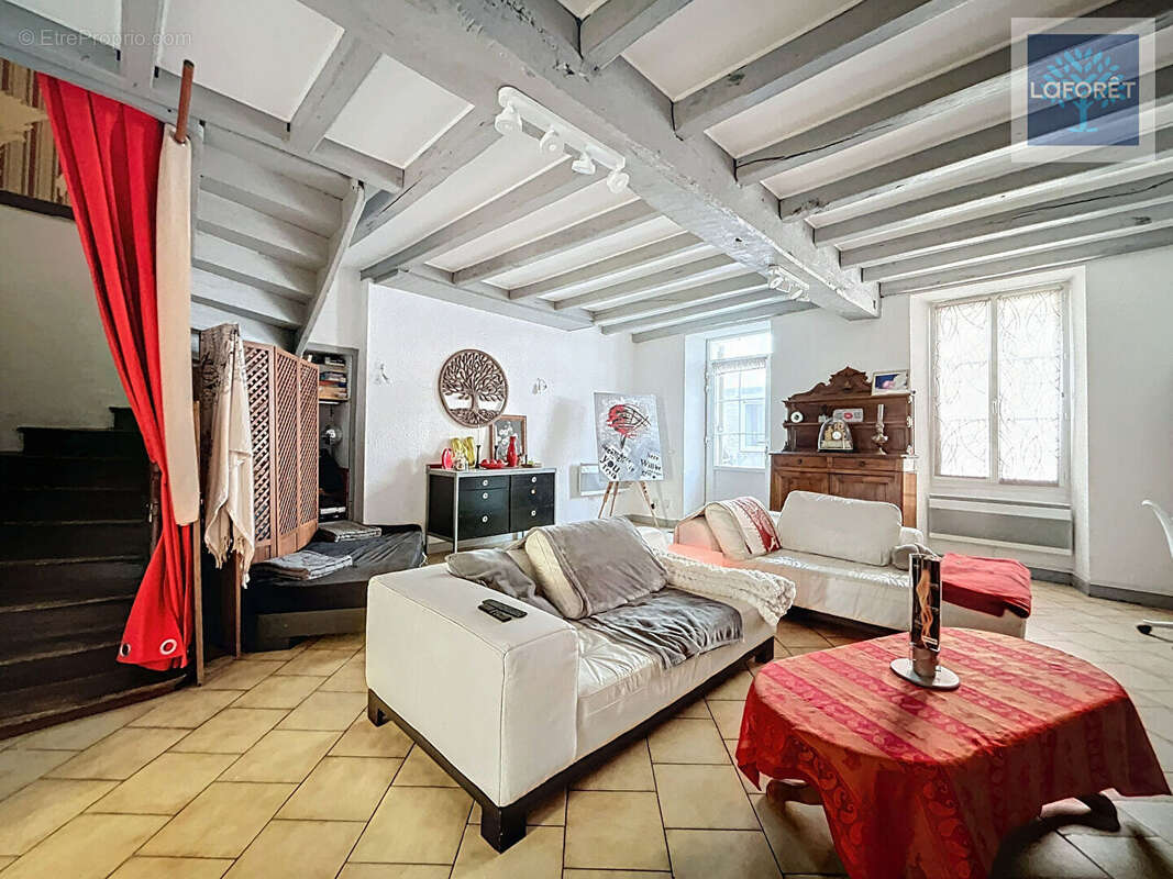 Appartement à CHEVANCEAUX