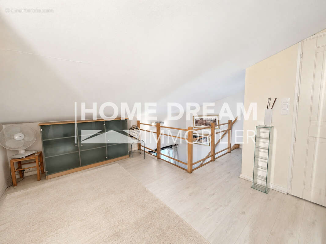Appartement à SIX-FOURS-LES-PLAGES