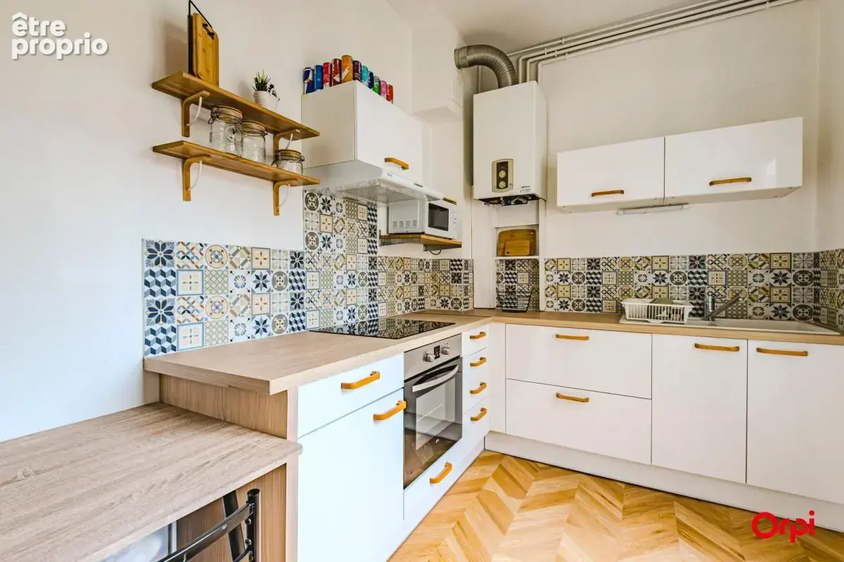T2 44 m² rénové – Secteur Coutures – Aucun travaux – Faibles charges - photo 7