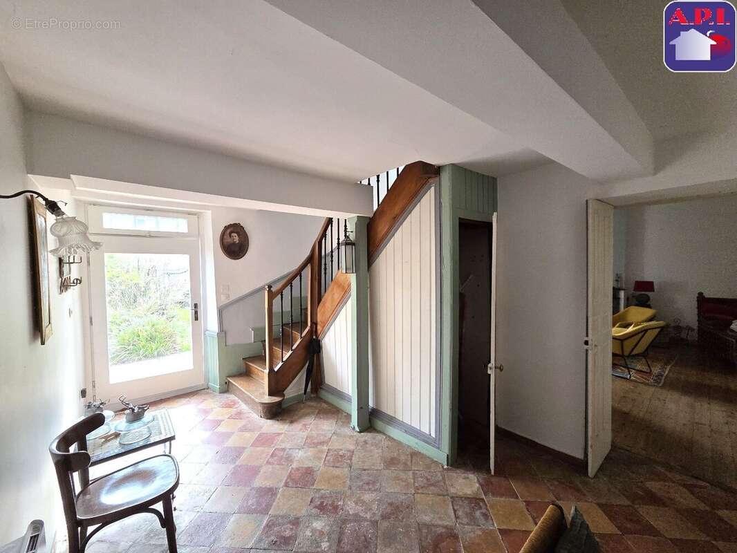 Maison 245 m² à Calmont  - photo 5