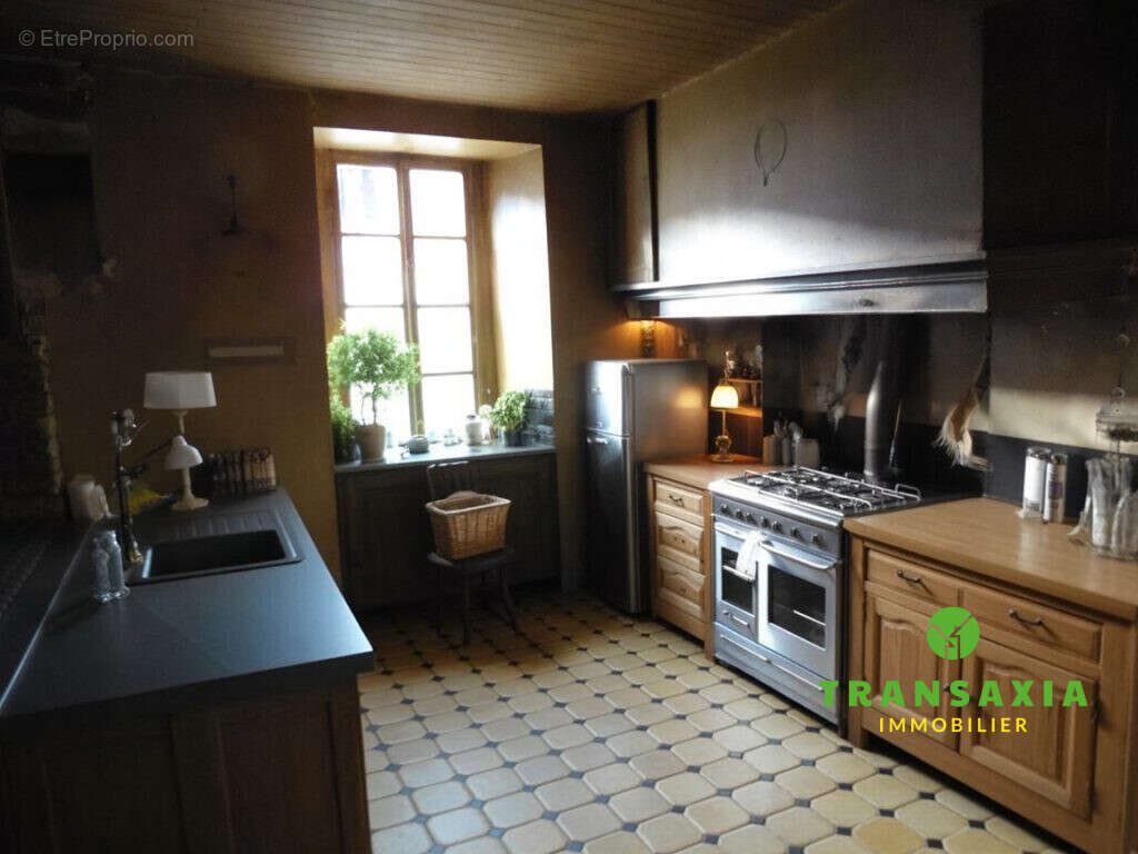 Maison 112 m² à Saint-Lary  - photo 4