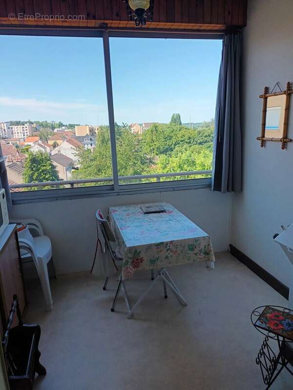 Appartement 86 m² à Montceau-Les-Mines  - photo 8