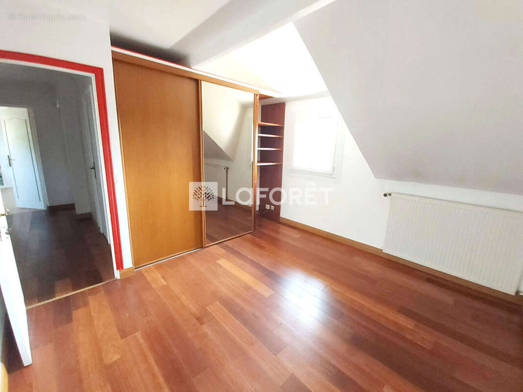 Maison à VILLEMOMBLE