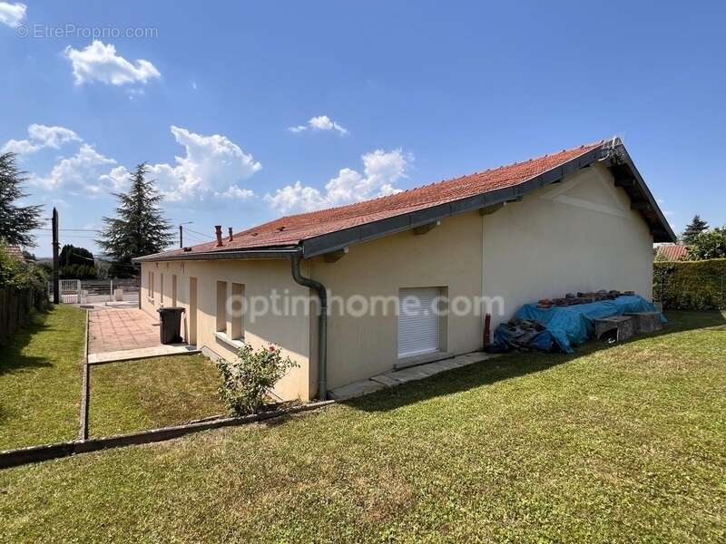A VENDRE!!! ensemble de rapport déjà loué comprenant un entrepôt et un studio - photo 3