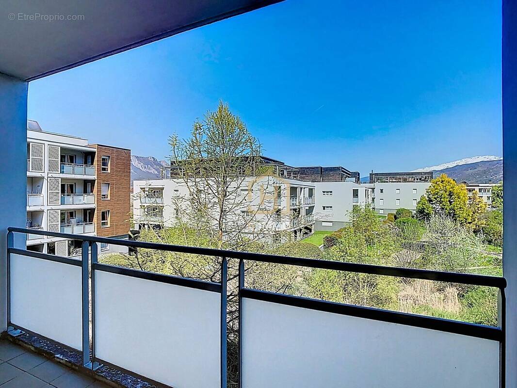 Appartement à GIERES
