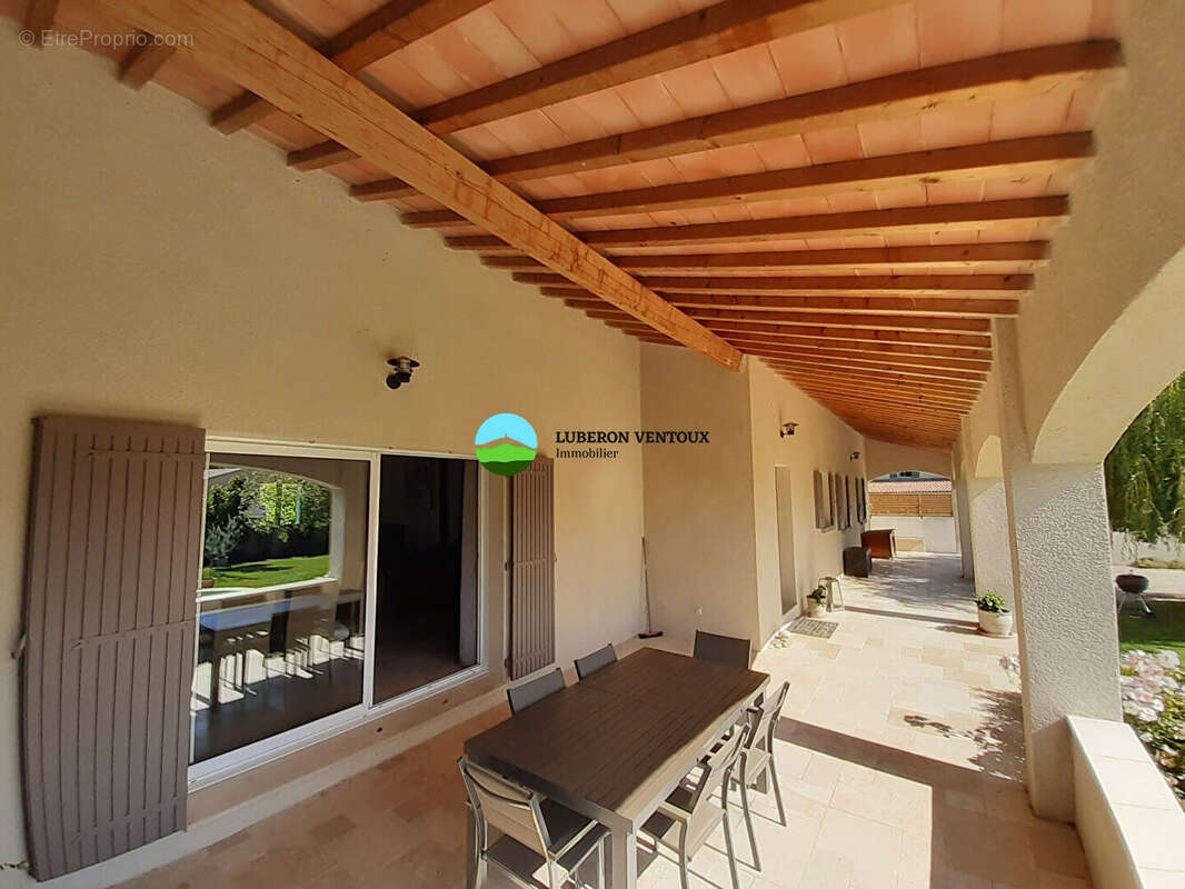 Maison à MALEMORT-DU-COMTAT