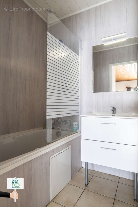 Maison à CHATEAUNEUF