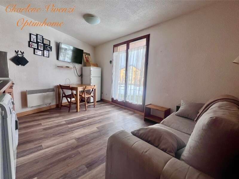 Appartement à SAINTE-LEOCADIE