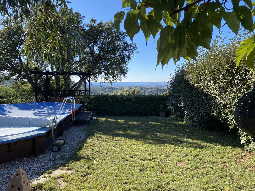 Maison à LA LONDE-LES-MAURES