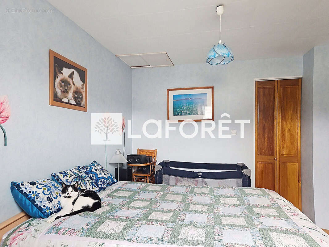 Maison à MOISSY-CRAMAYEL