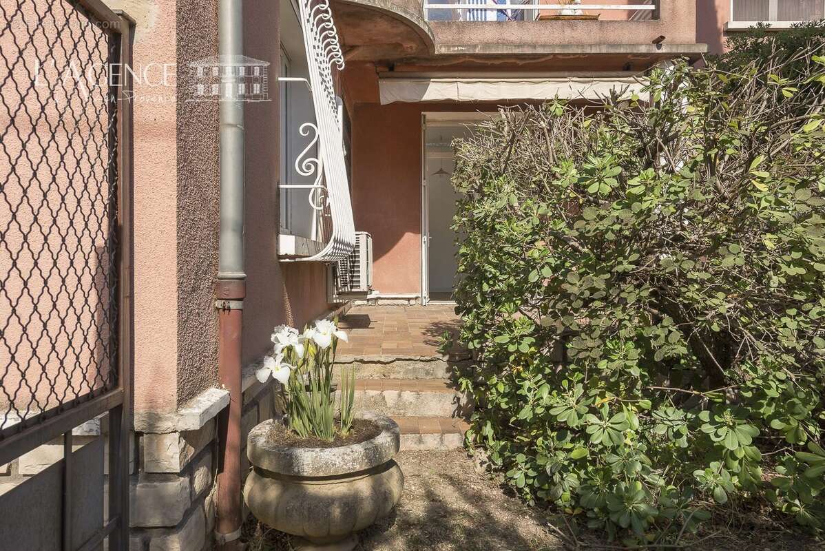 Appartement 103 m² à Aix-En-Provence  - photo 8